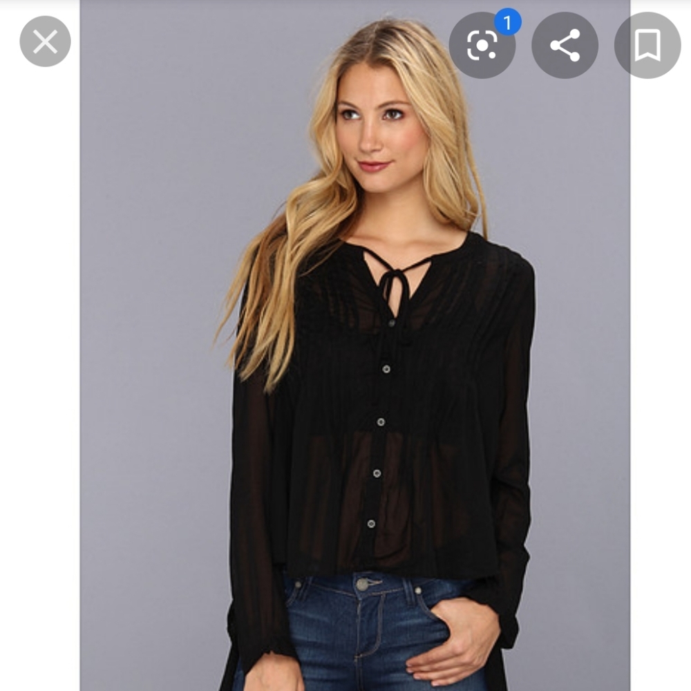 FREE PEOPLE  Sheer Long Sleeved High/Low Blouse
